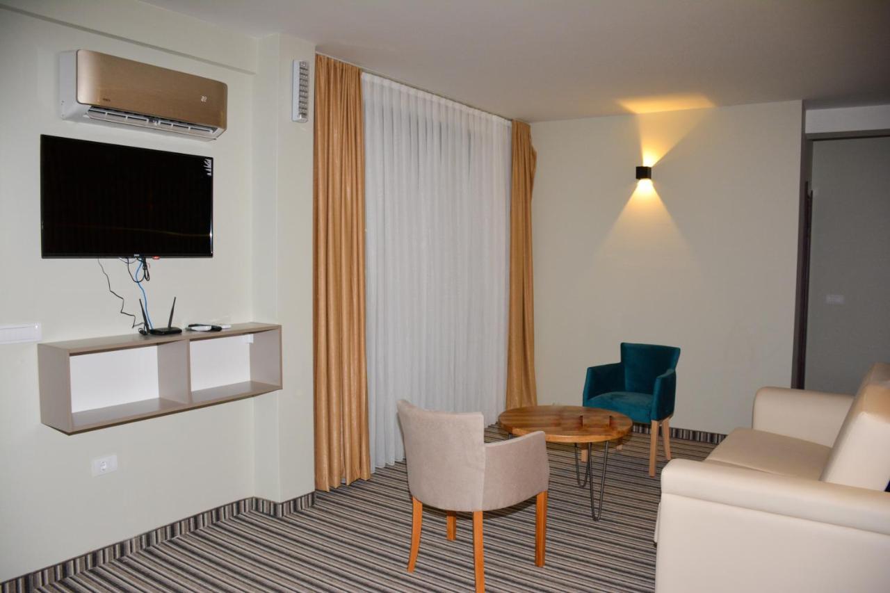 Am Palace Hotel 4*