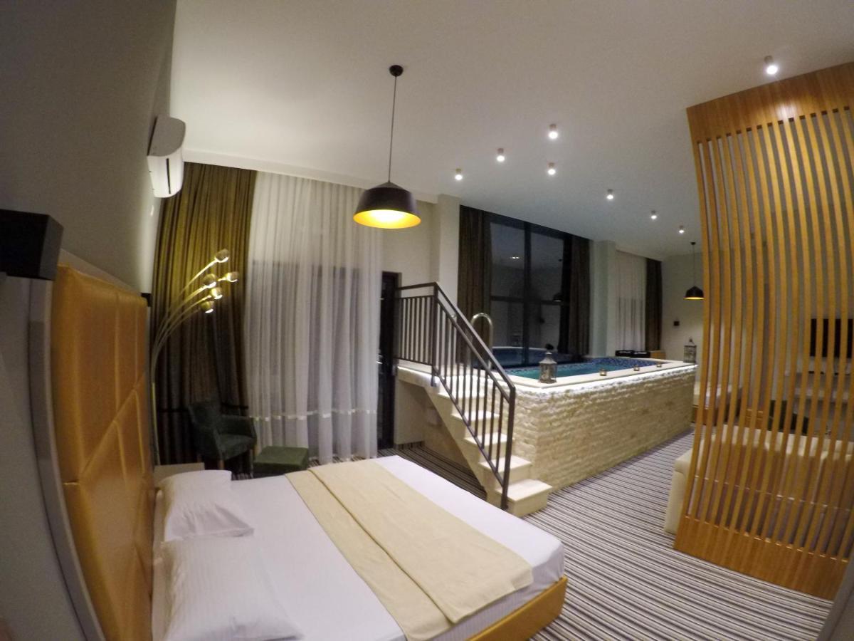Am Palace Hotel 4*