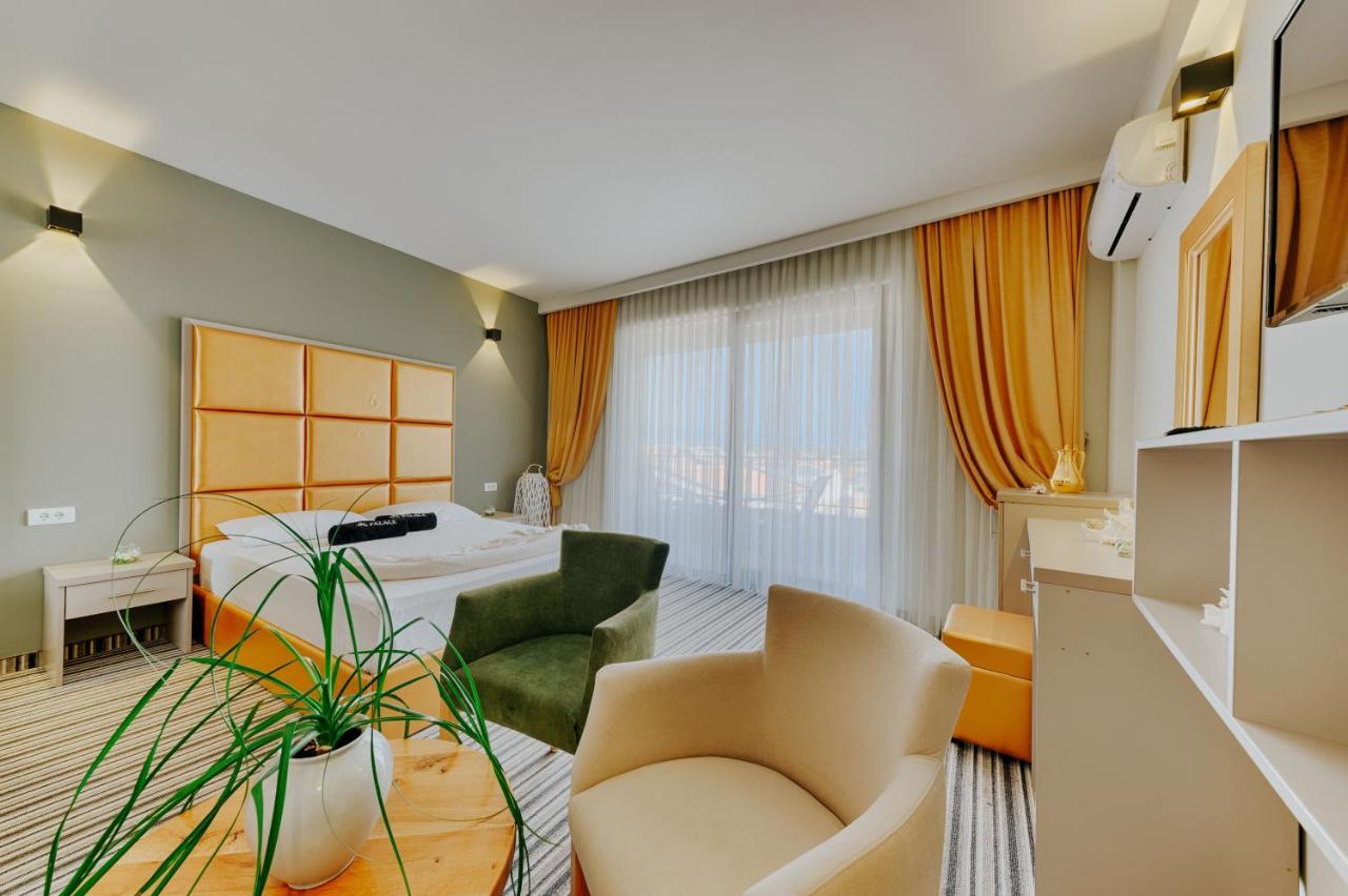 Am Palace Hotel 4*